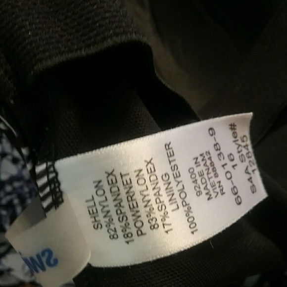 💚Plus size NWT swimsuit - Picture 3 of 4